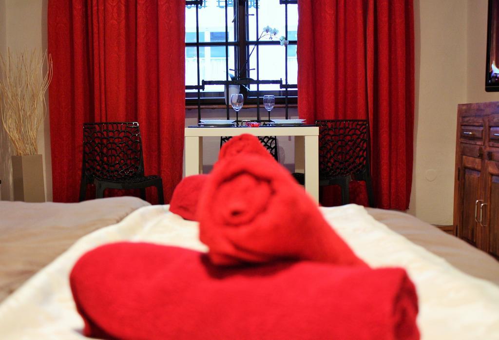 Apartmán Mariánská 5 Olomouc Habitación foto
